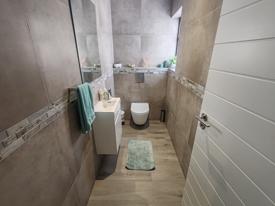 4 Bedroom Property for Sale in Langebaan Country Estate Western Cape